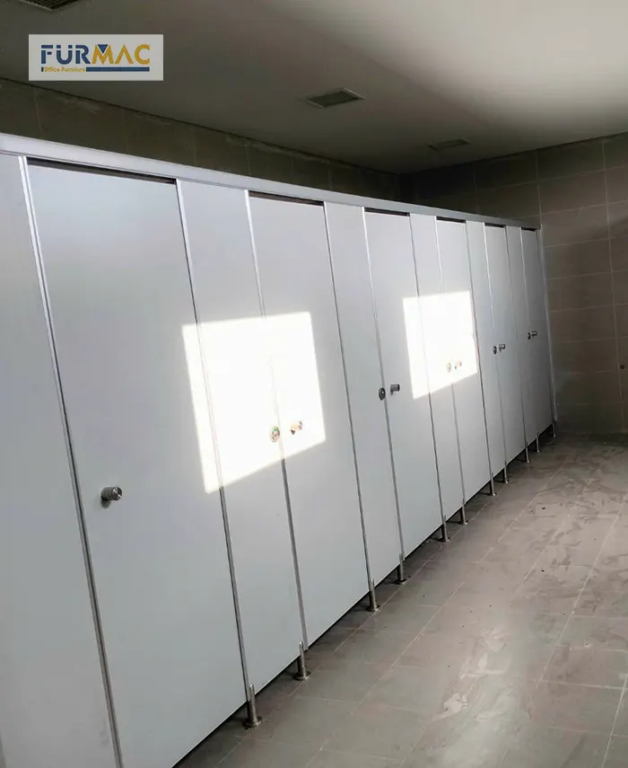 Cách nhận biết vách ngăn vệ sinh Compact giả chỉ bằng mắt thường