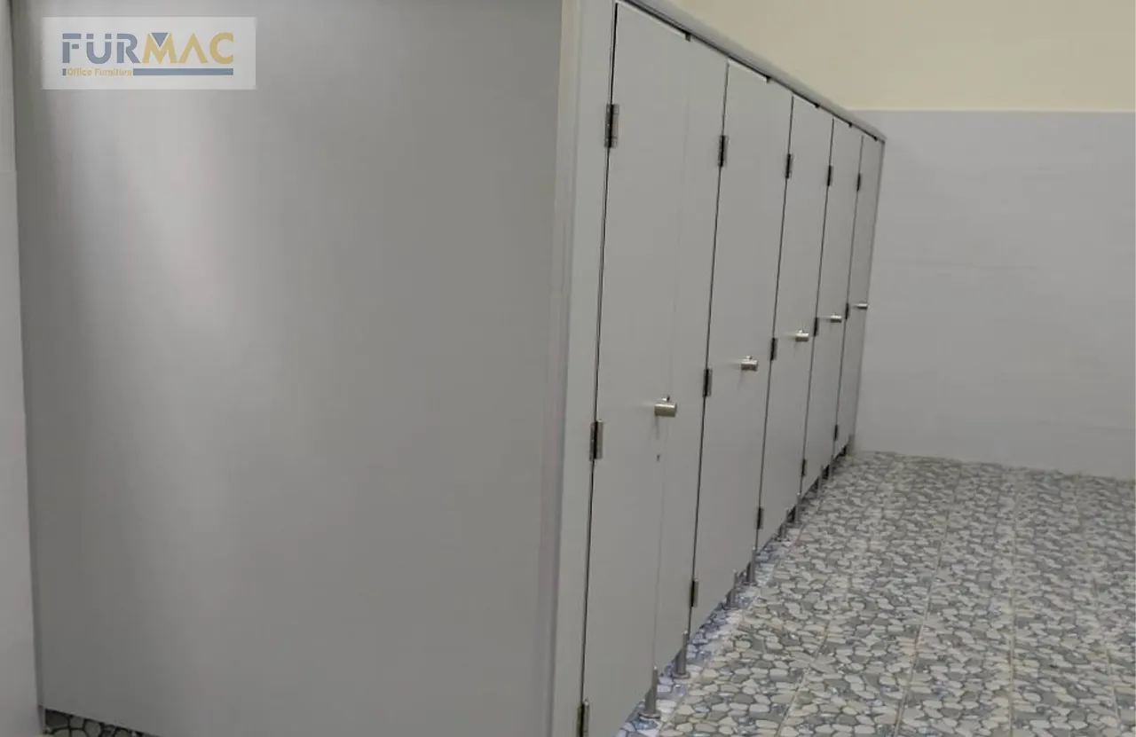 Dự án vách ngăn vệ sinh tại Doosung Tech Hòa Bình