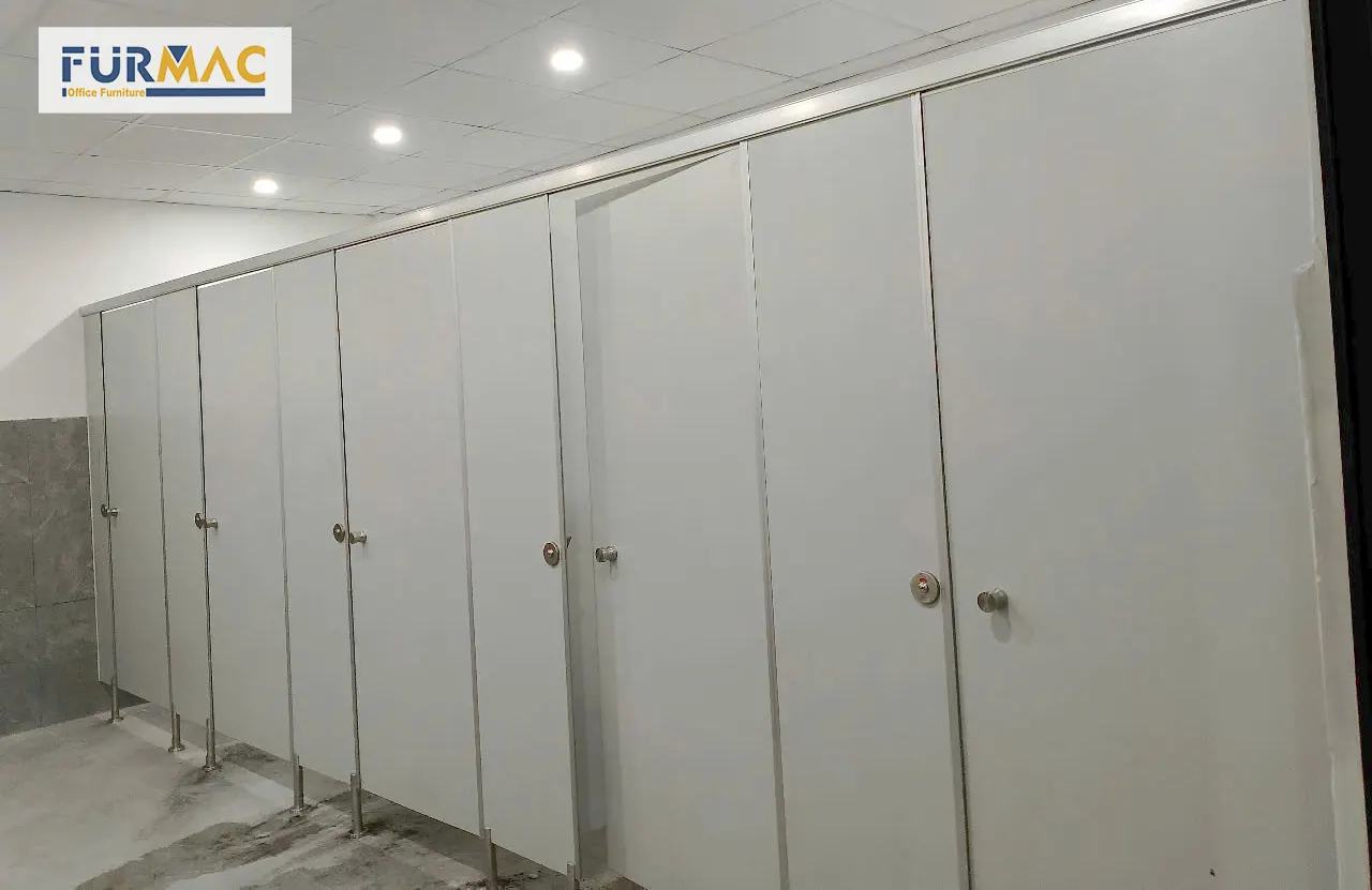 200m2 vách ngăn vệ sinh trung tâm Truyền Thông - Giáo dục sức khỏe tỉnh Quảng Bình